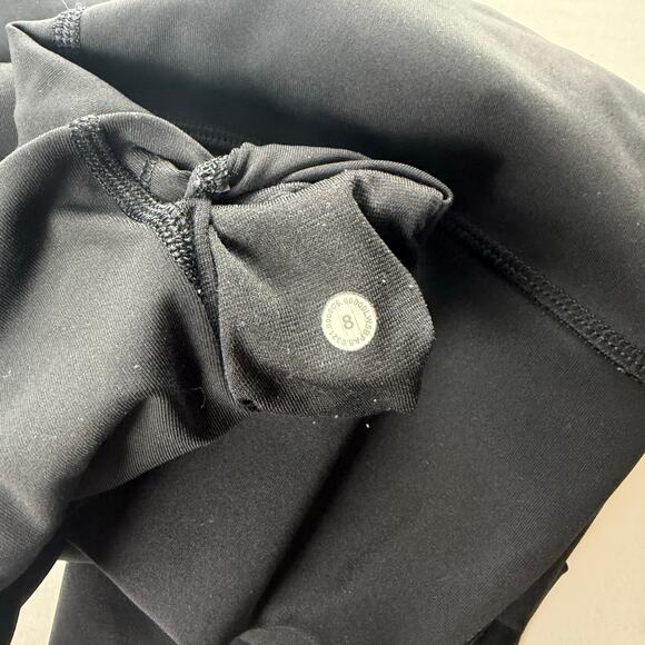 Lululemon Size 8 athletic legging - Picture 6 of 6